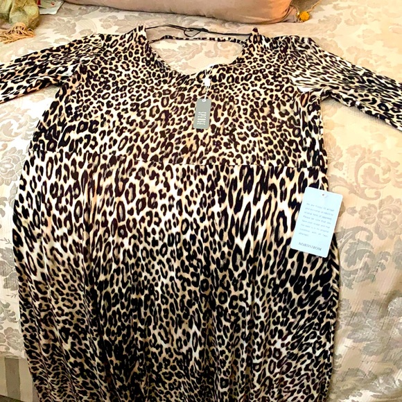 Spense Dresses & Skirts - Black brown and cream leopard dress over the knee